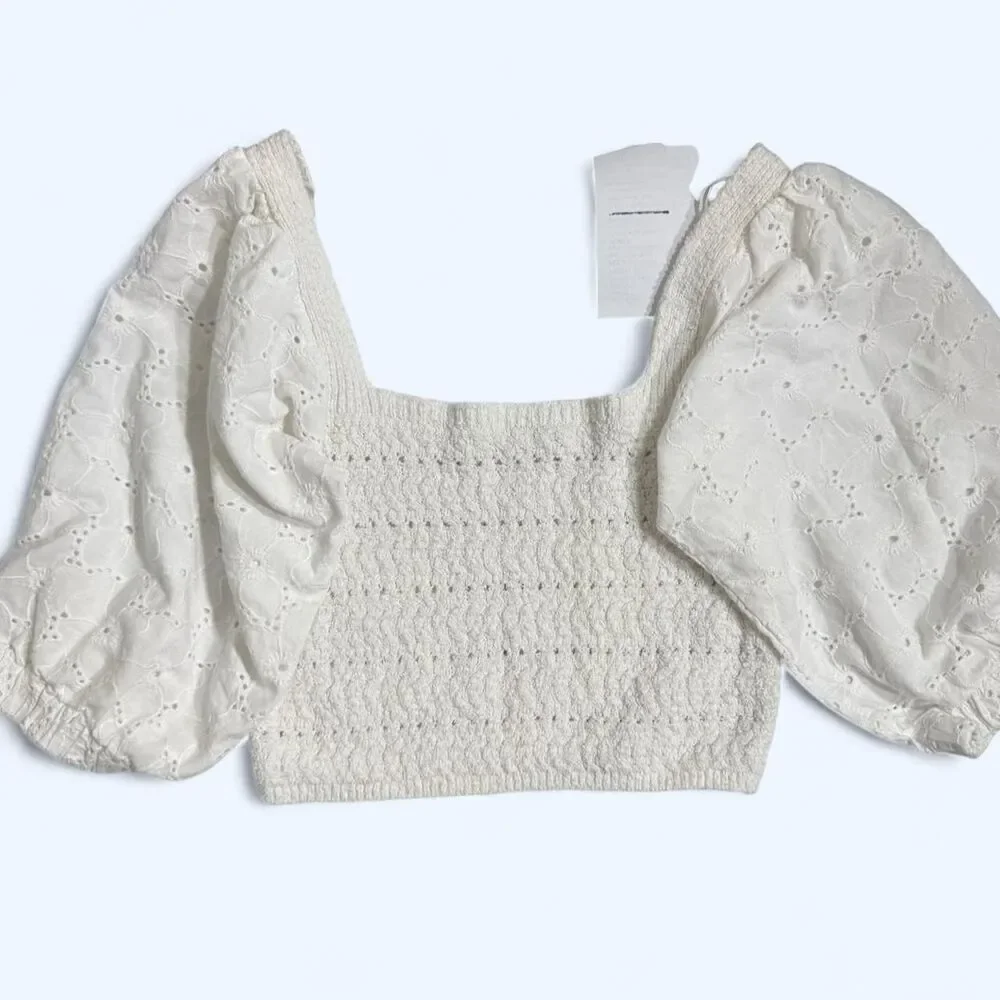 Zara crochet white cropped top with puff sleeves Small Cottagecore Festival vibe